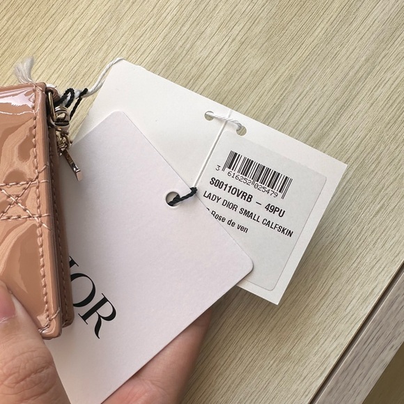 Dior Wallet 🤎 - Picture 3 of 11